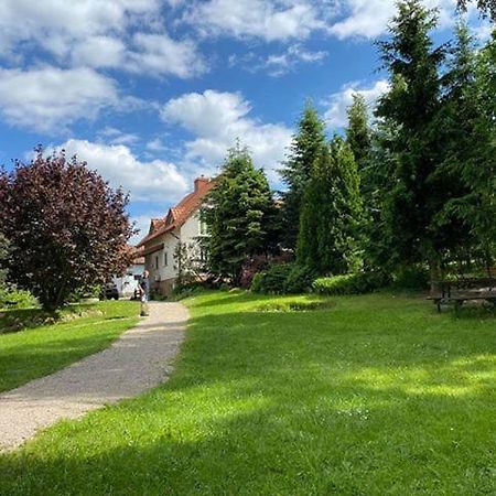 Ranczo Nad Stawem Villa รึน ภายนอก รูปภาพ
